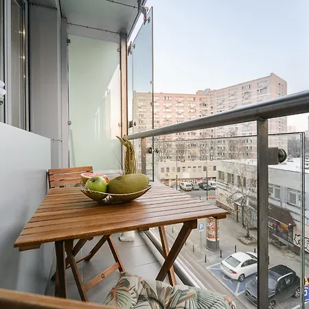 Lumina Near The Palace Of Culture Апартаменты *