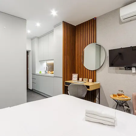 Apartment Lumina Near The Palace Of Culture *