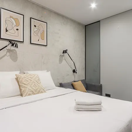 Apartment Lumina Near The Palace Of Culture