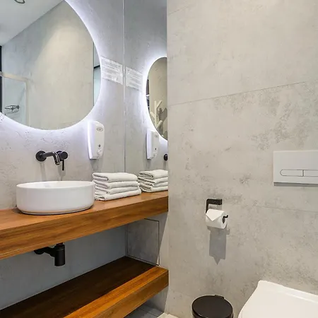 Apartment Lumina Near The Palace Of Culture