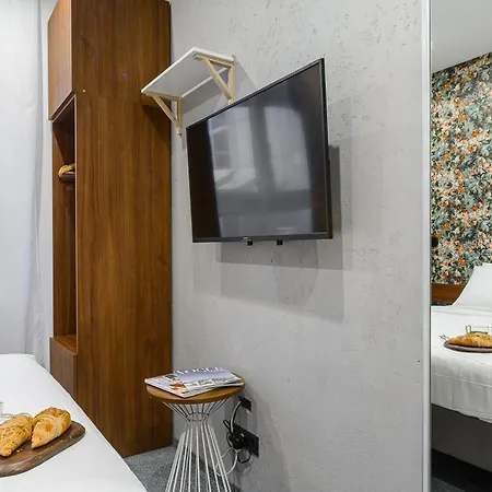 Lumina Near The Palace Of Culture * Варшава